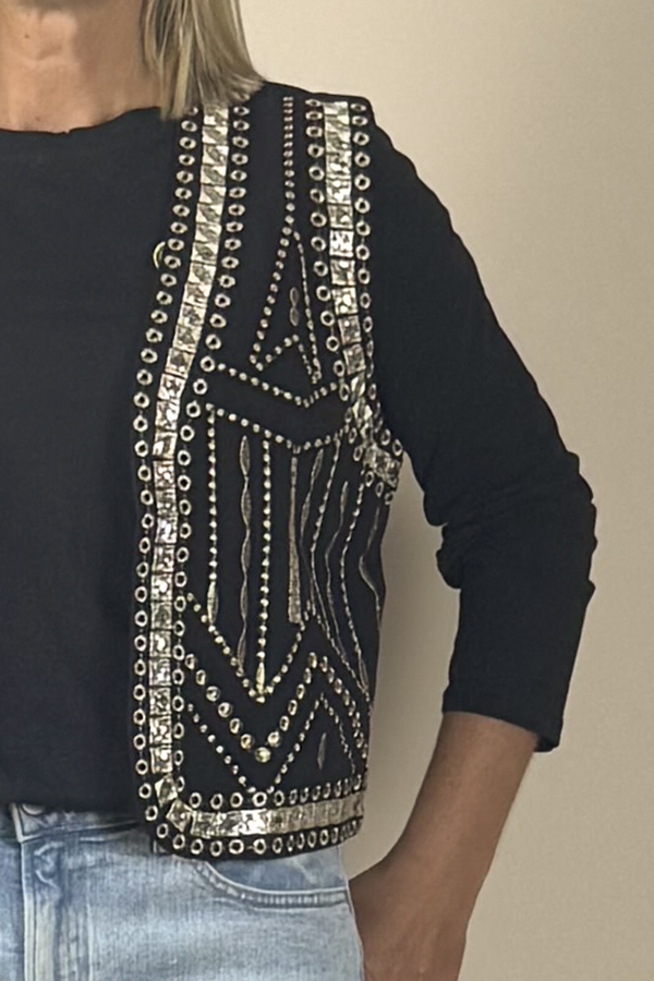 Alternative view of Gilet Corine