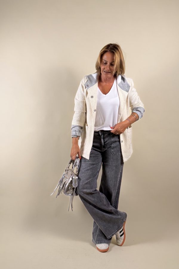 Alternative view of Amandine Jeans