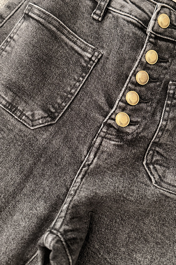 Alternative view of Jean Anouk