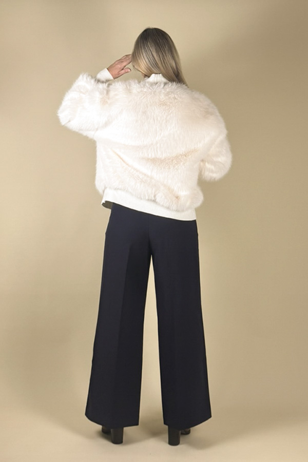 Alternative view of Veste Félina