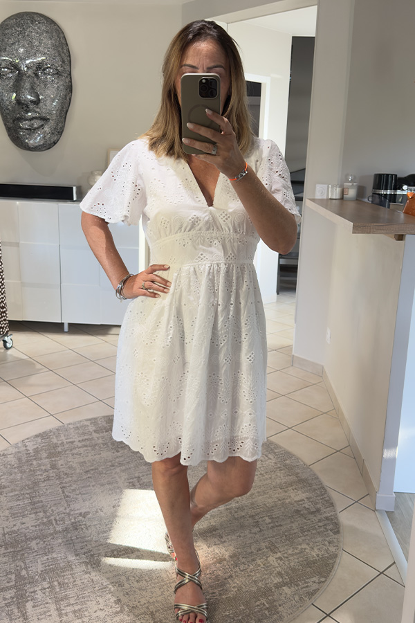 Robe Jalen – Robe Blanche en Broderie Anglaise 100% Coton