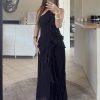 Robe Longue Plissée Noire à Volants