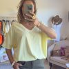T-shirt jaune femme col V oversize
