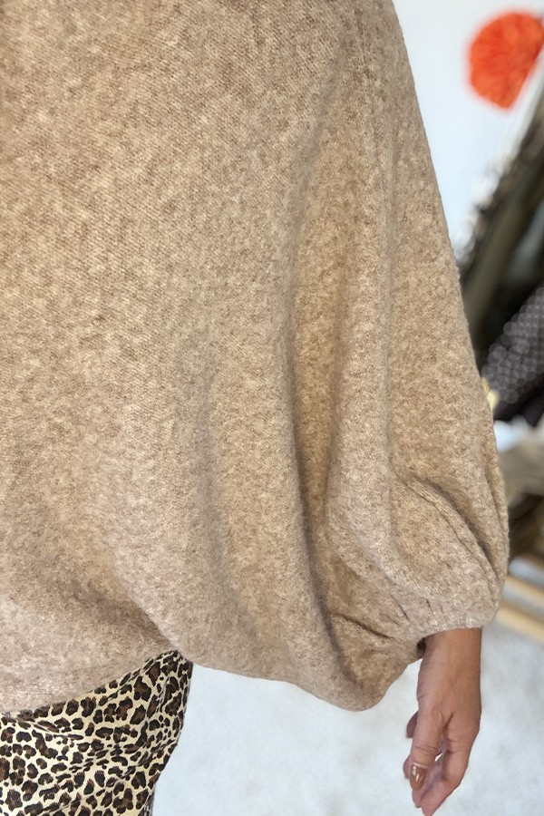 pull manches bouffantes beige