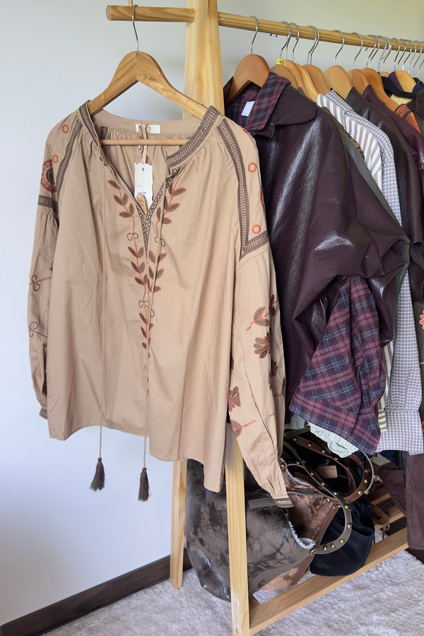 blouse bohème brodée femme